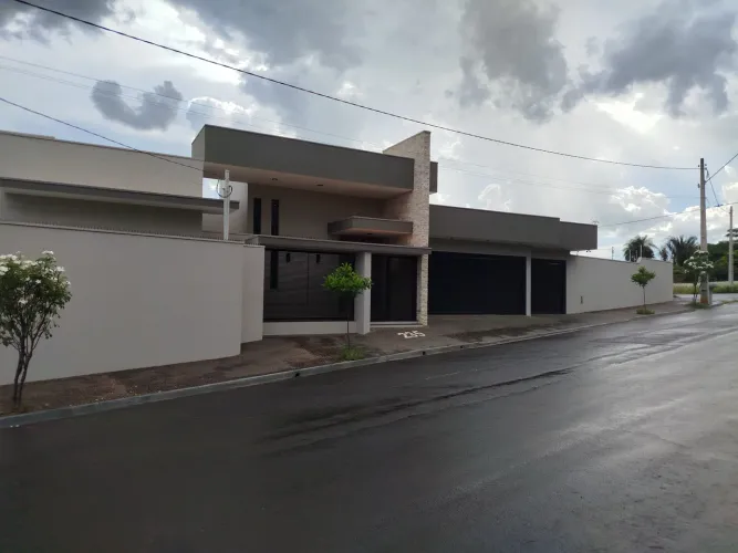 Casa recém construída