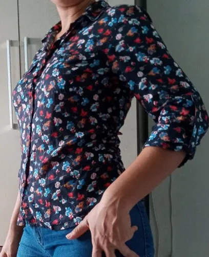 Camisa estampada.