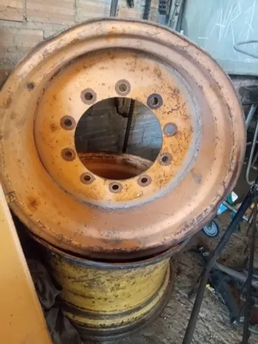 Roda traseira retro Case 580 M
