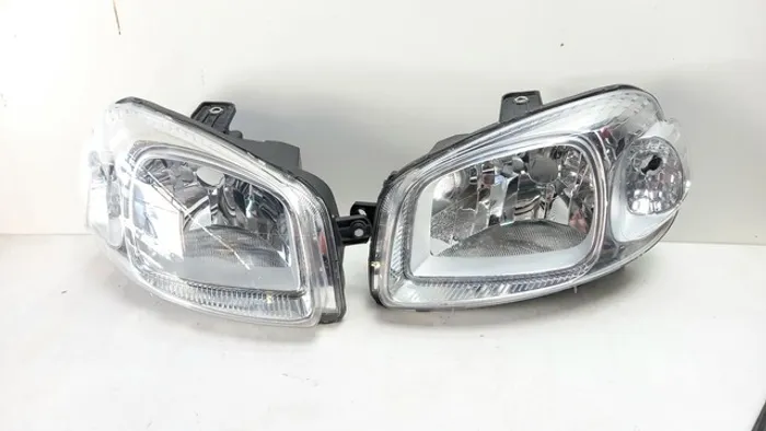 Farol fiat uno vivace fiorino 