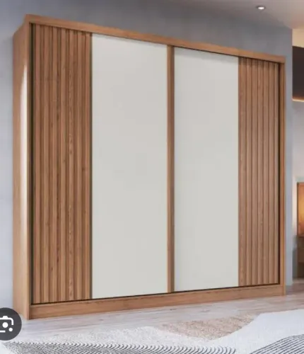 Guarda Roupa Grande Casal Com Espelho 