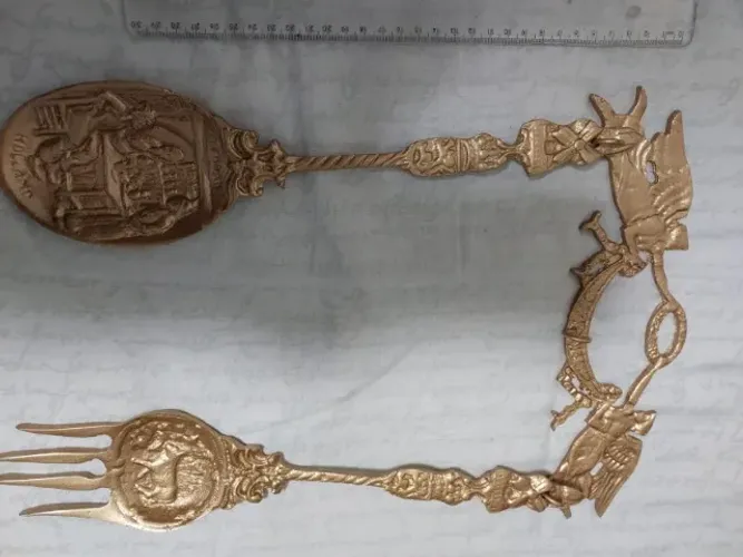 Jogo De Talheres Decorativo em Bronze Holandês