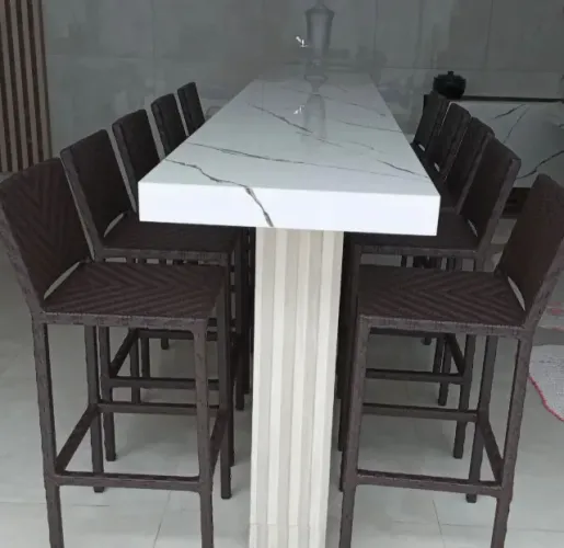 Banqueta elegante em fibra sintética (Unidade)