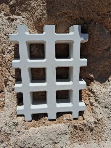 Concregrama para Calçadas e Jardins - 43x33x7cm - Novo
