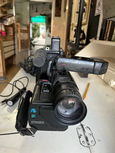 Filmadora G&E AIF X8 Power Zoom