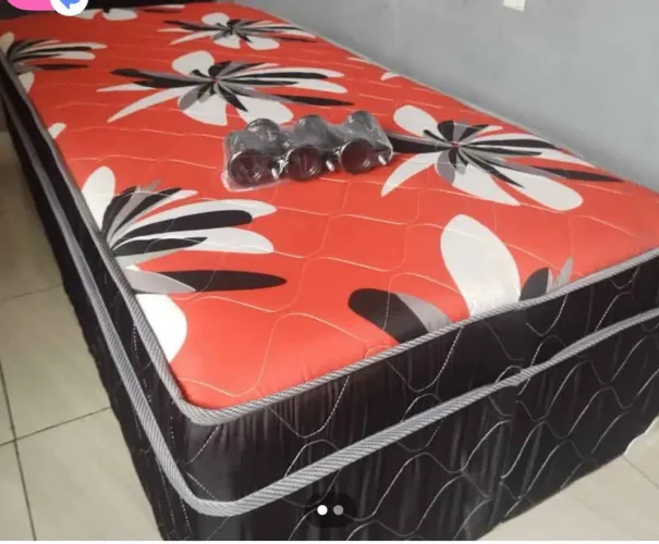 Colchão Solteiro Floral Confortável e Moderno