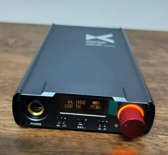 xDuoo XD05 Basic - Amplificador e DAC de Fone de Ouvido.