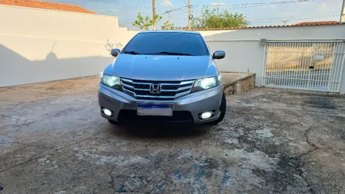 Honda City Sedan LX 1.5 Flex 16V 4P Mec. 2013