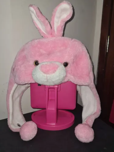 Chapéu de coelho rosa divertido