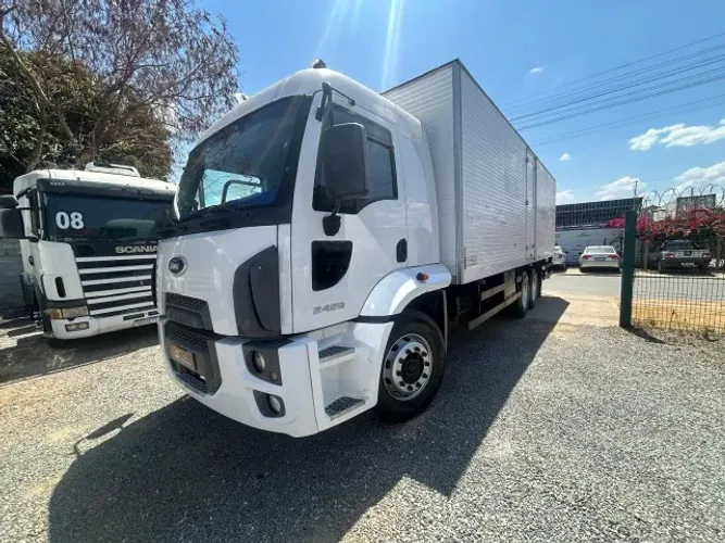 FORD CARGO 2429 BAU 6X2