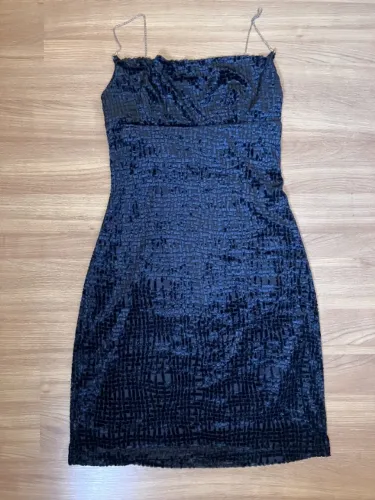 Vestido preto em veludo devorê - Tam P