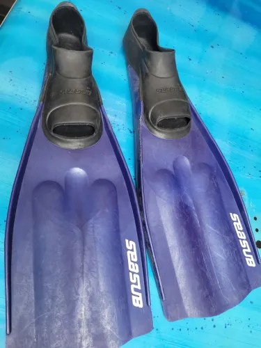 2 pares de Nadadeira Sea sub