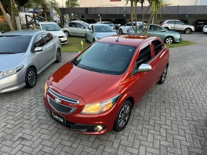 Chevrolet Onix Hatch Lollapalooza 1.0 8V Flex Power Mec. 4P 2014