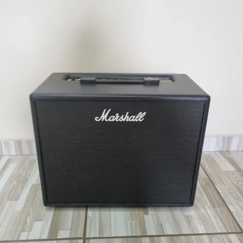 Amplificador Marshall code 50 leia