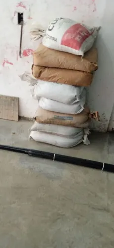Vendo 4 sacos de granitina mista 40 kilos cada 