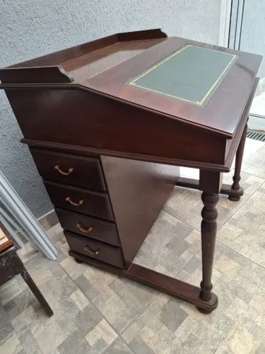 Escrivaninha antiga vintage