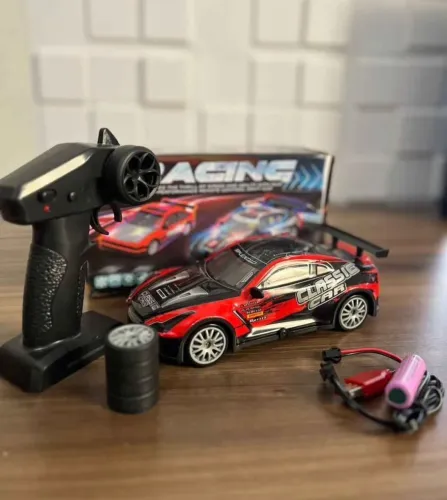 Carrinho de Controle Remoto DRIFT