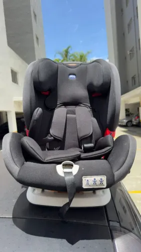 Cadeirinha para carro Chicco 9 a 36kg