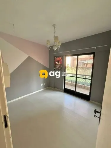 CASA DENTRO DO CONDOMÍNIO VALE DAS ACÁCIAS IMPERIAL À VENDA COM 4 QUARTOS