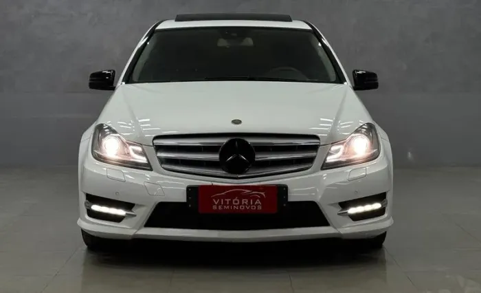 Mercedes-Benz C-250 CGI Sport 1.8 16V Aut. 2014