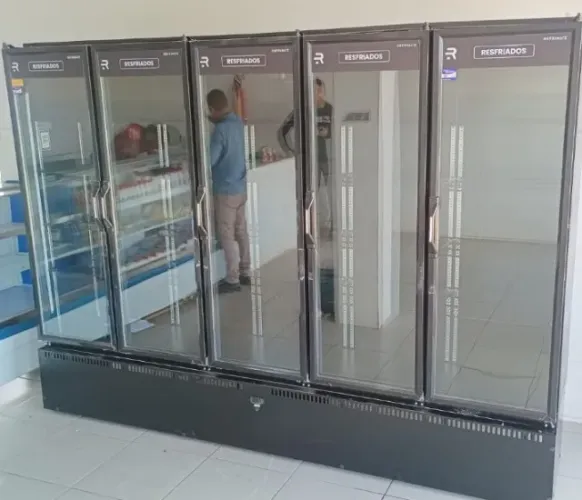 EXPOSITOR REFRIGERADO 5 PORTAS - REFRIMATE - NOVO (SOMOS LOJA)