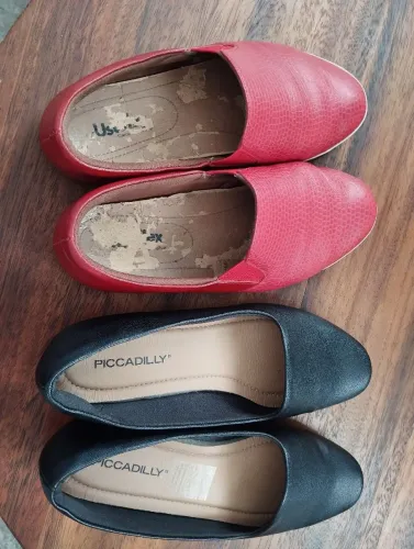 Sapatos Femininos - Vermelho e Preto