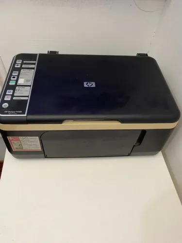 Multifuncional Hp Deskjet F4180 Preto 127/220V