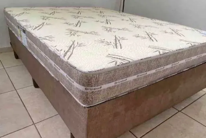 Cama casal com colchão Dallas D33