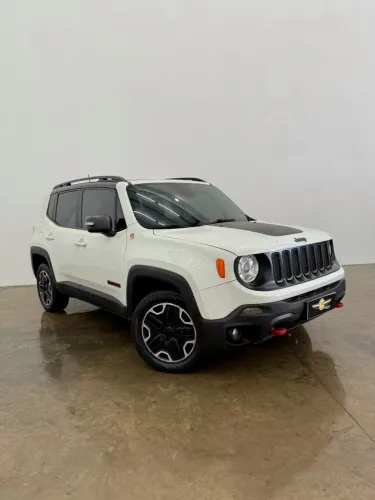 RENEGADE TRAILHAWK DIESEL 2017 (TETO SOLAR)