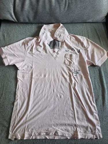 Camiseta Calvin Klein rosa tamanho G