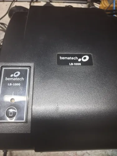 Vendo Impressora de etiqueta Bematech