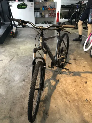 Bicicleta Aro 29 First ACTIVE 27 Marchas 