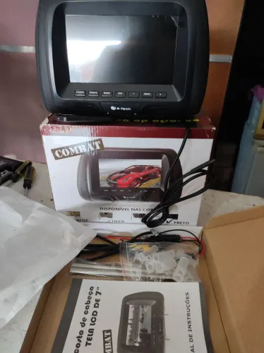 Cabeceira com tela LCD 7 marca e-tech(sem uso/preta)