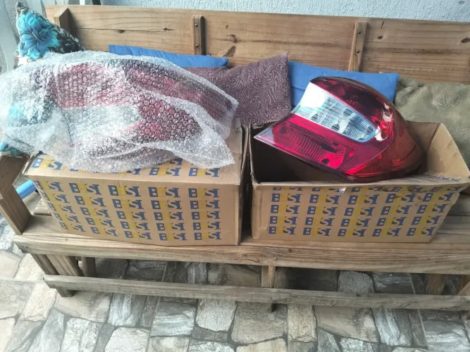Vendo Par de lanternas Traseiras do Ford Ka