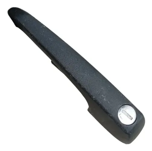 Macaneta Porta Externa Volkswagen Kombi Esquerdo 1997 2005 Preto Dianteira