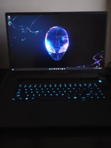 Notebook Alienware m15 r7 / i7 +32gb RAM RTX 3070ti 8GB