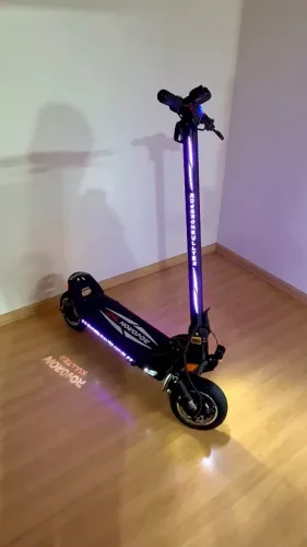 Patinete Elétrico Rovoron Kullter Luxury 60V 30Ah LG - 900 km