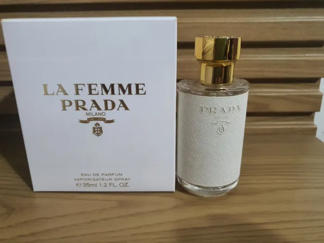 Perfume importado Prada