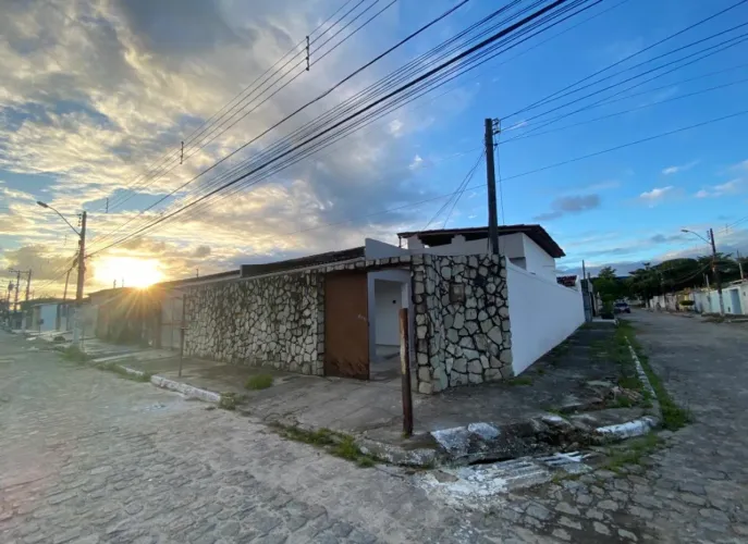 Casa a venda no Salvador Lyra