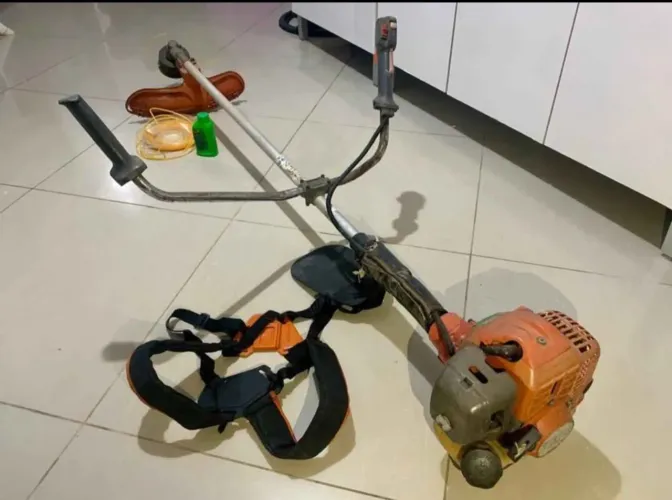 Roçadeira Husqvarna 236R