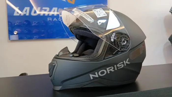 Capacete Norisk Razor Monocolor Preto Fosco
