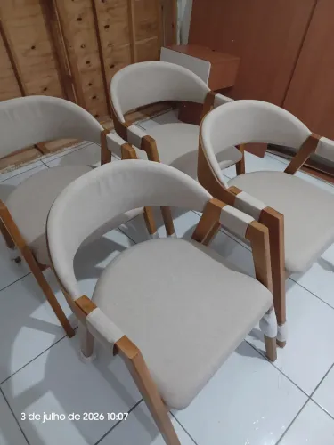 4 cadeiras para sala de Jantar