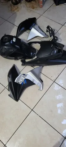 Kit carenagens e tanque da xre 300