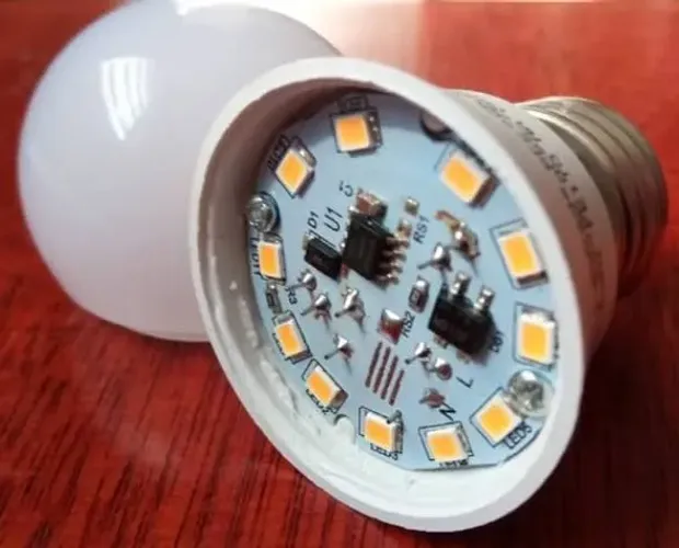Ponto de coleta para lâmpadas de Led queimadas