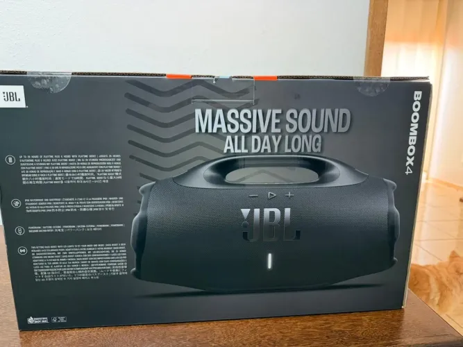 JBL Bombox 4