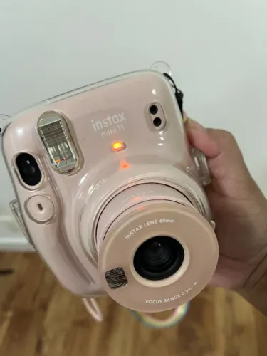 Crie memórias e revele na hora - Camera Polaróid Instax