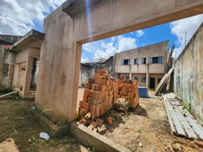 Prédio com 15 apartamentos no Areal, 700 m² | Próximo à São Lucas