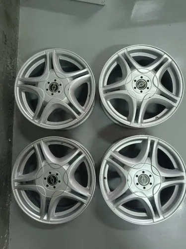 Rodas Astra Sport aro 15 GM  4x100