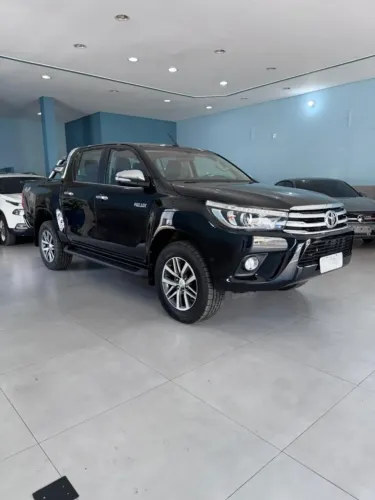 Toyota Hilux CD SRX 4X4 2.8 TDI 16V Diesel Aut. 2016