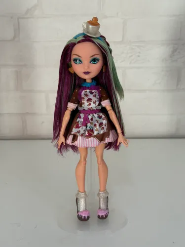 Boneca Ever After High Madeline Hatter Sugar Coated